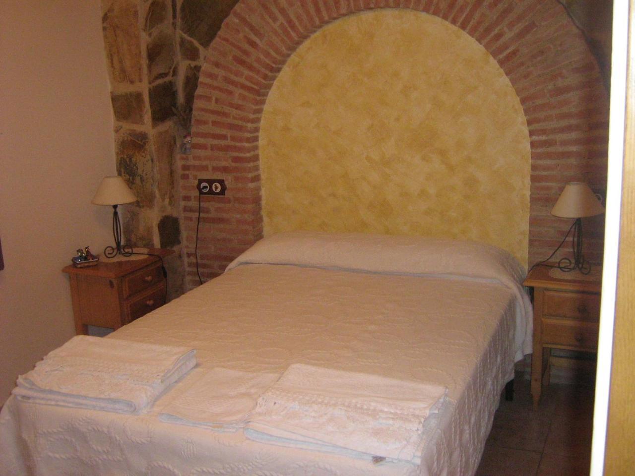 Hostal Sara Villafeliche Exterior foto
